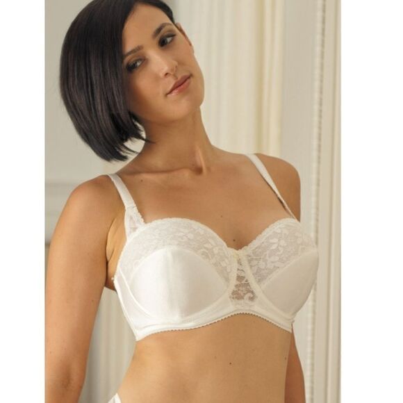 Carnival Full Coverage Multi-way Convertible Lace Strapless Bra 123 - Picture 2 of 13